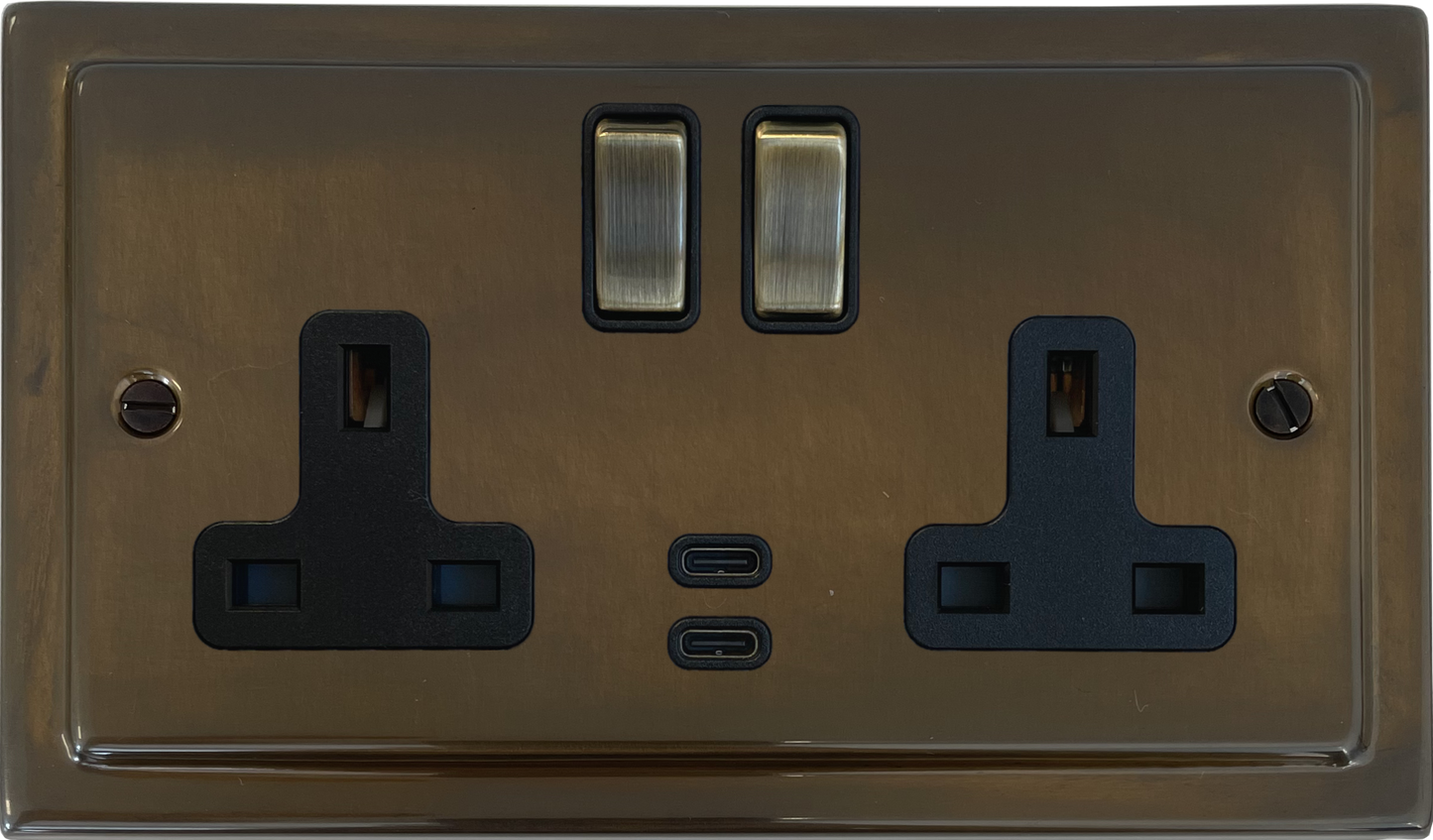 Victorian Medium Bronze 2 Gang Socket C/W USBC
