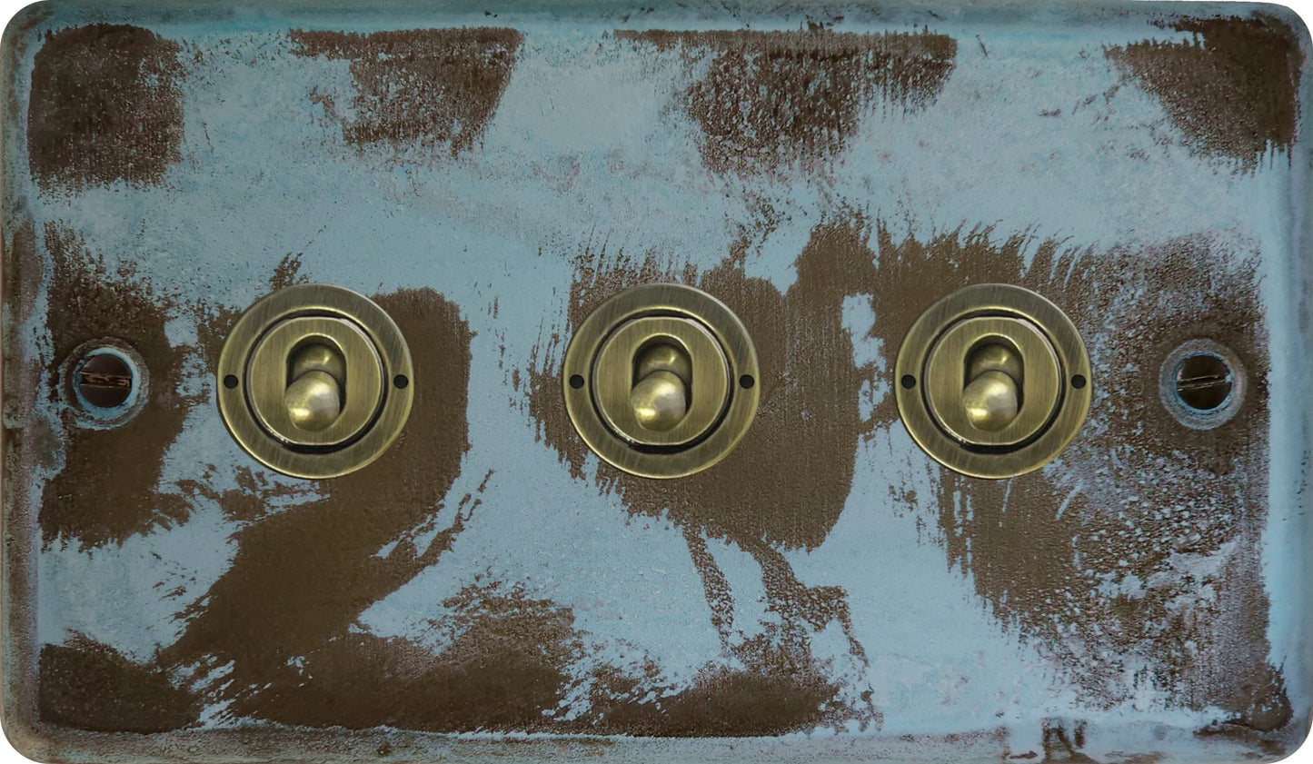 Contour Verdigris 3 Gang Toggle Switch (Antique Brass Toggle)
