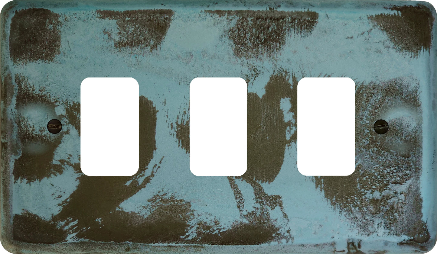 Contour Verdigris 3 Gang Grid Plate