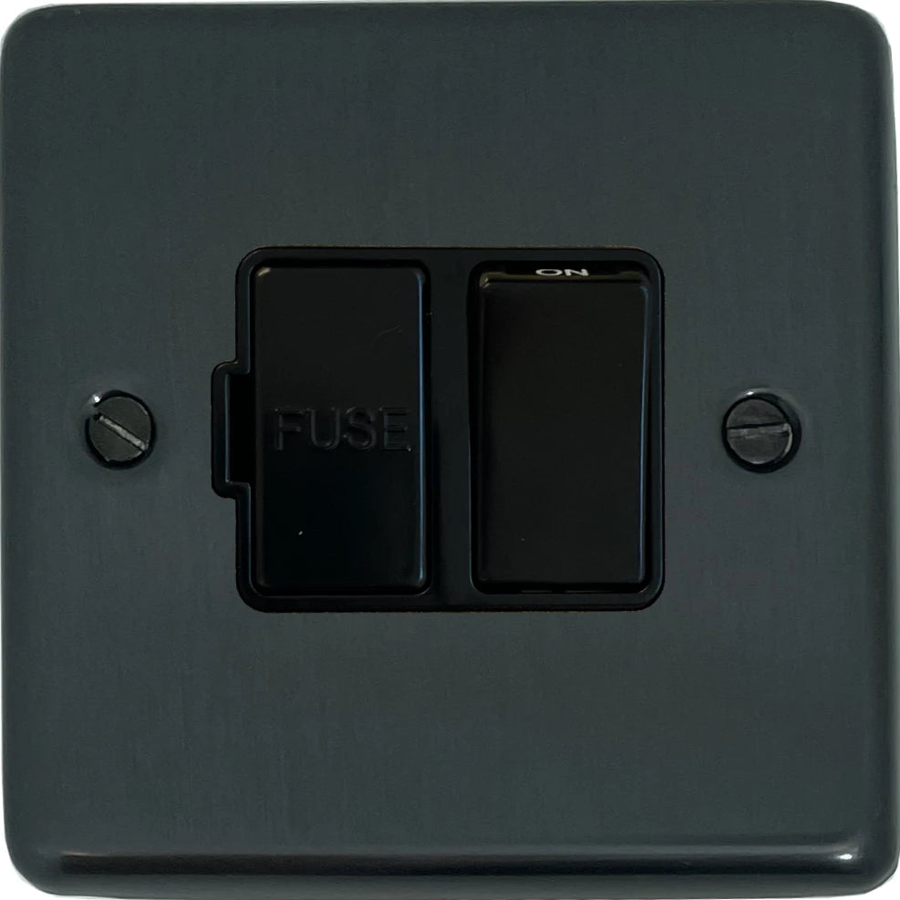 Contour Black Bronze Swt. Fused Spur