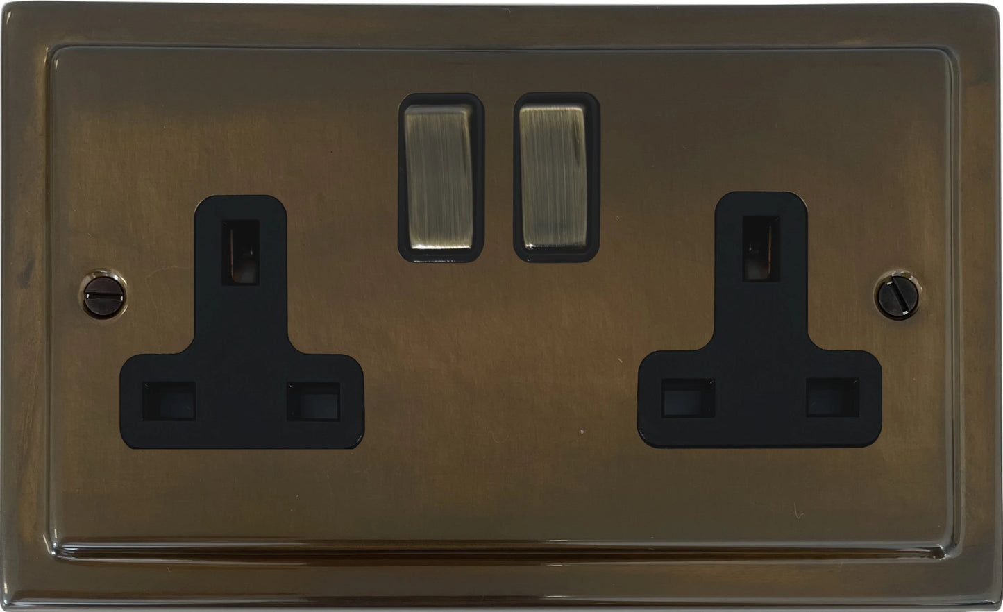 Victorian Medium Bronze 2 Gang Socket