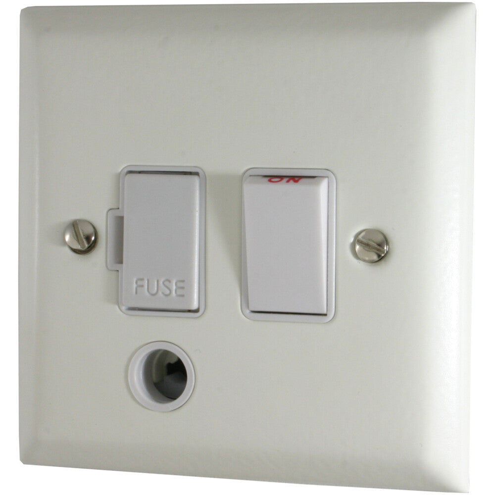 Spectrum Flat White Swt Fused Spur + Outlet