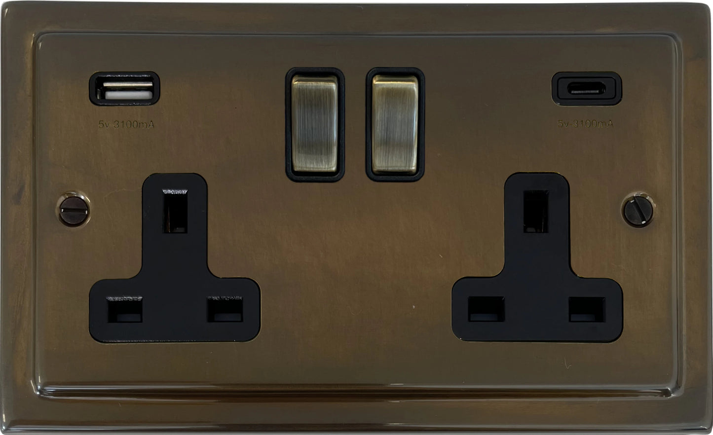 Victorian Medium Bronze 2 Gang Socket C/W USBC