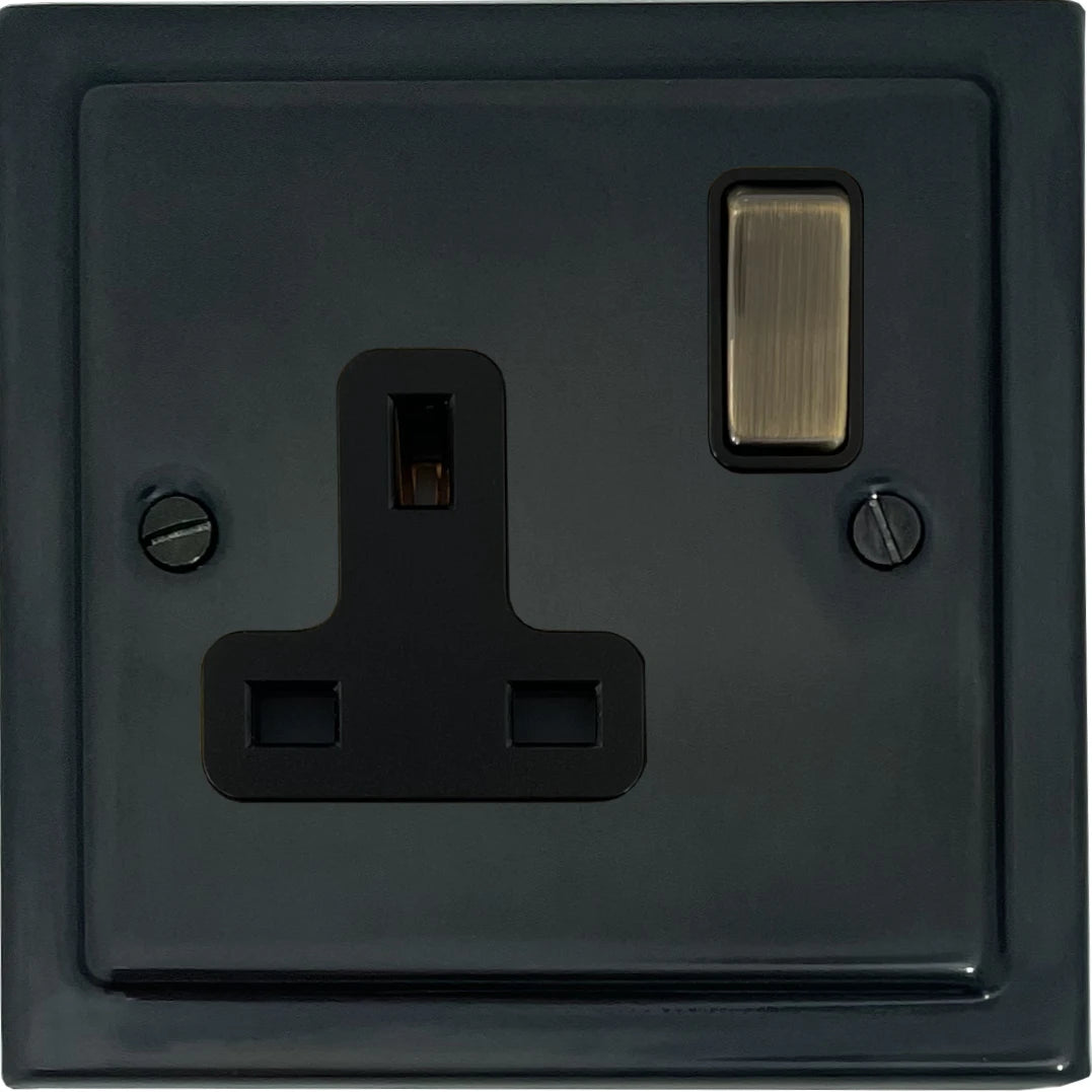 Victorian Black Bronze 1 Gang Socket