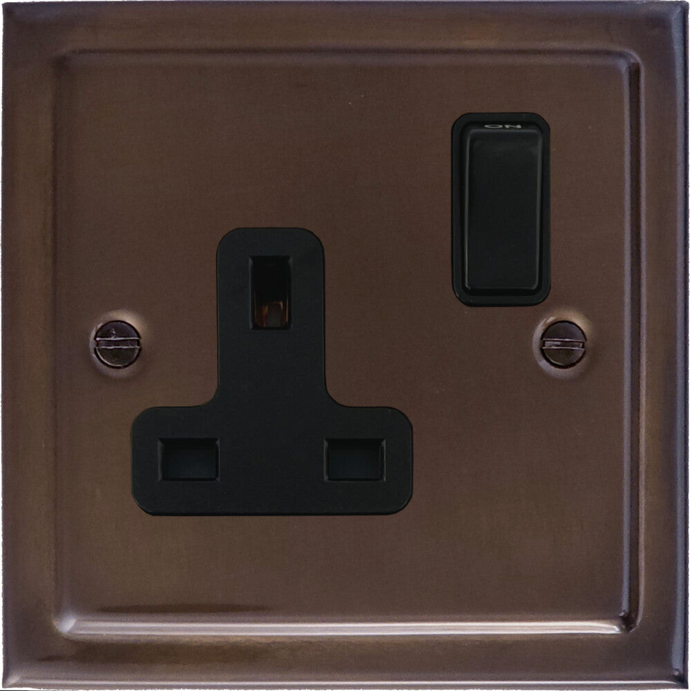 Victorian Medium Bronze 1 Gang Switched Socket