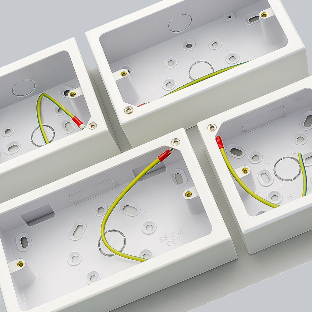 White Pattress Boxes