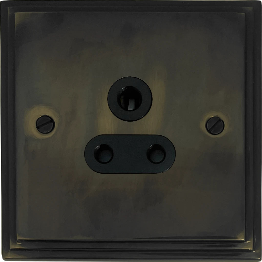 Victorian Aged 5 Amp Socket