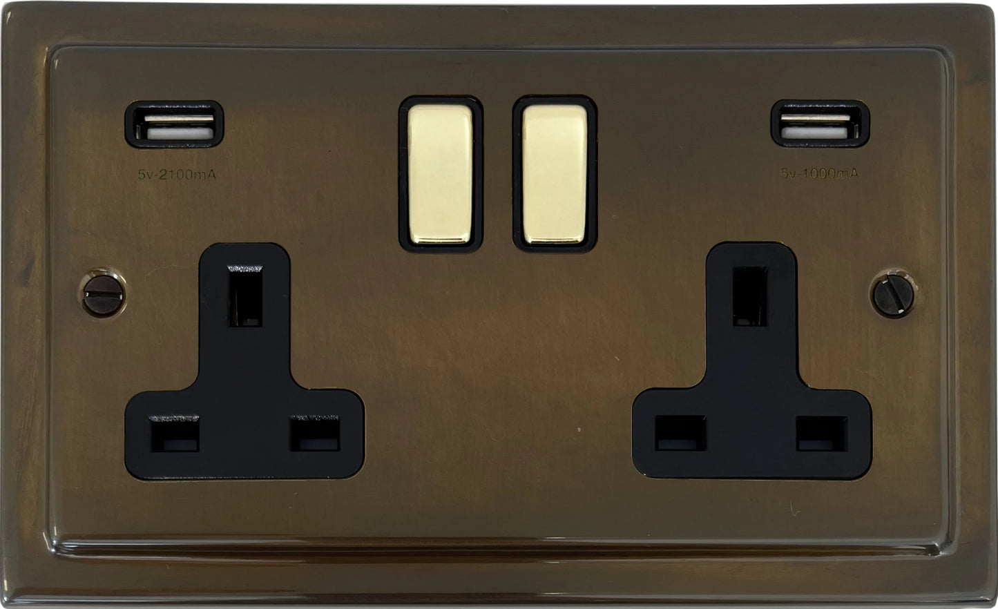 Victorian Medium Bronze 2 Gang Socket C/W Usb