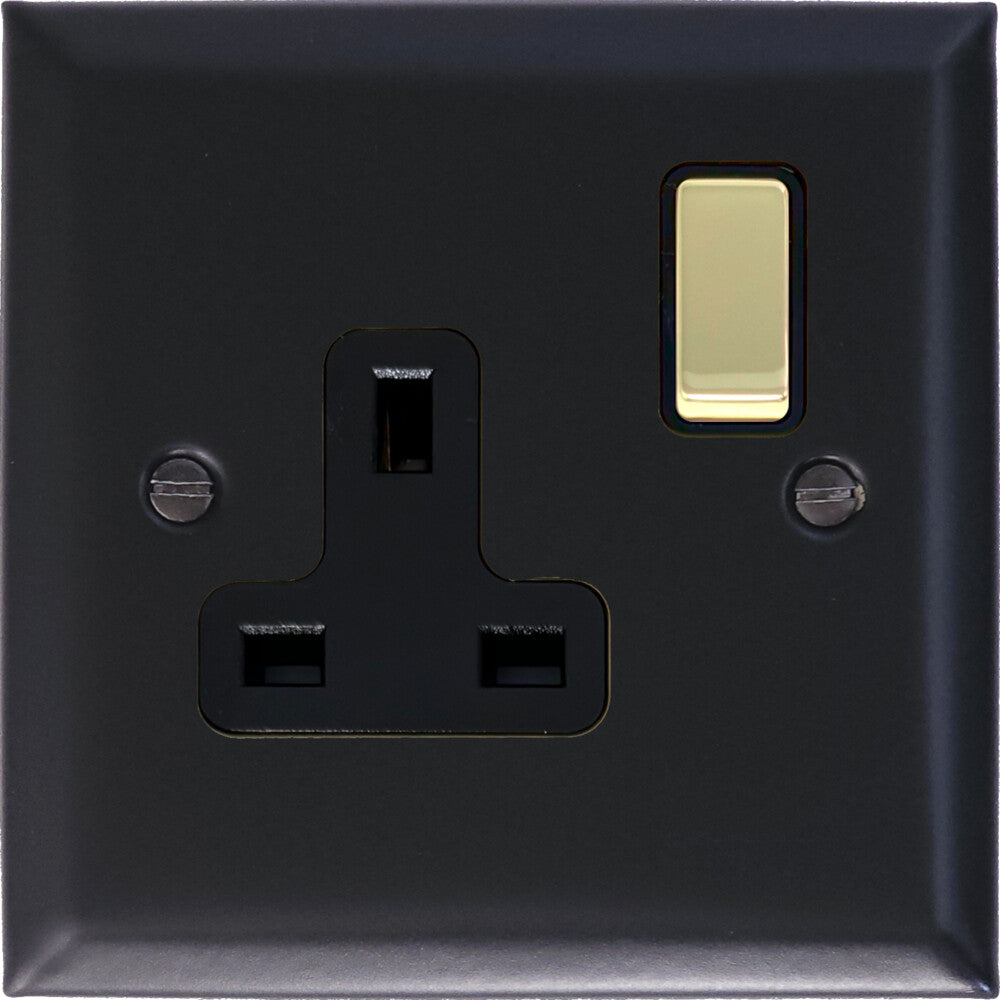 Spectrum Flat Black  1 Gang Switched Socket