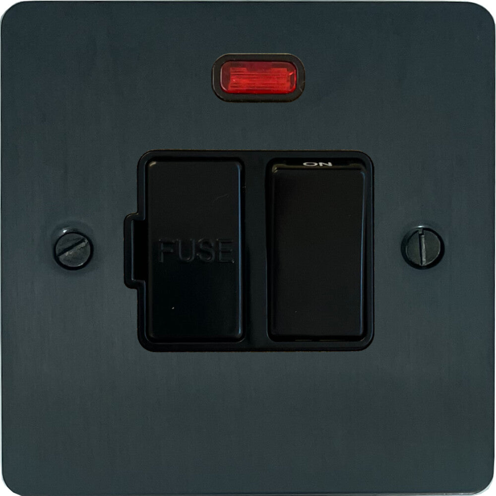 Flat Black Bronze Swt Spur + Neon