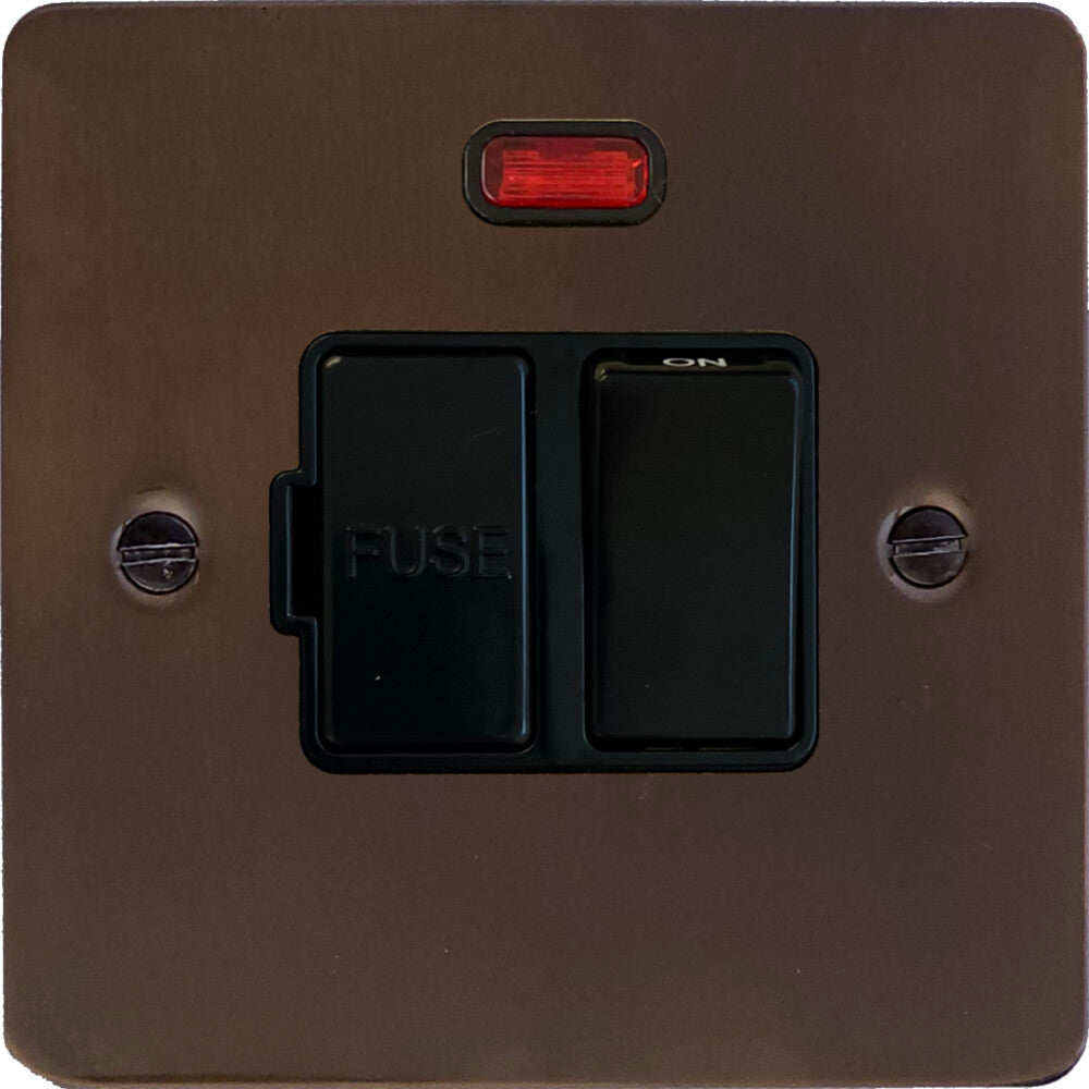 Flat Medium Bronze Swt Spur + Neon