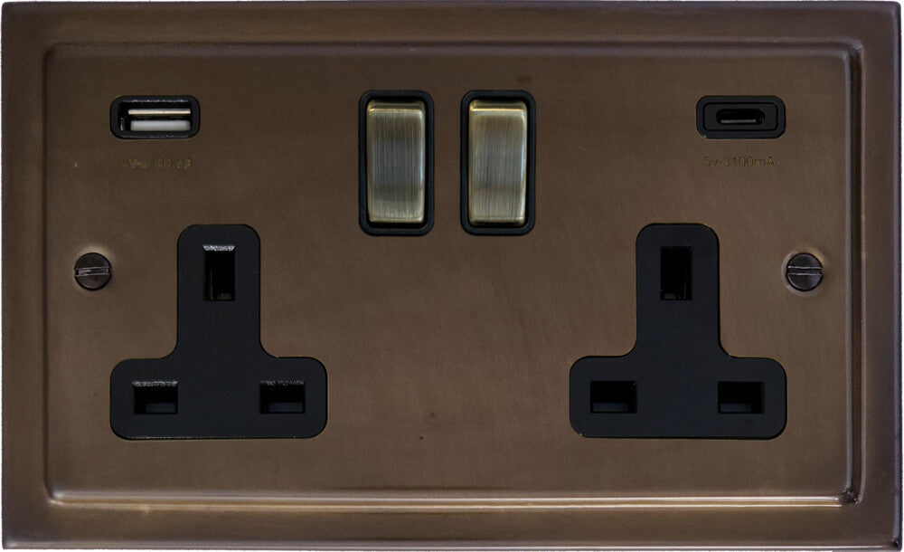 Victorian Medium Bronze 2 Gang Socket C/W USBC
