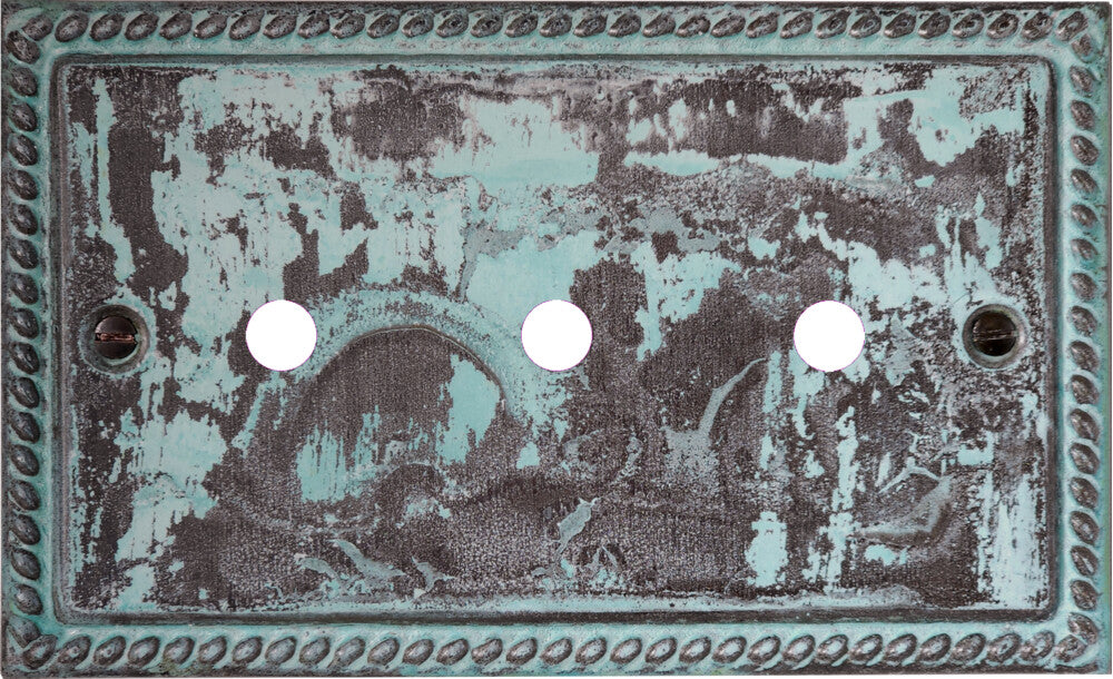 Georgian Verdigris 3 Gang Grid Toggle Plate