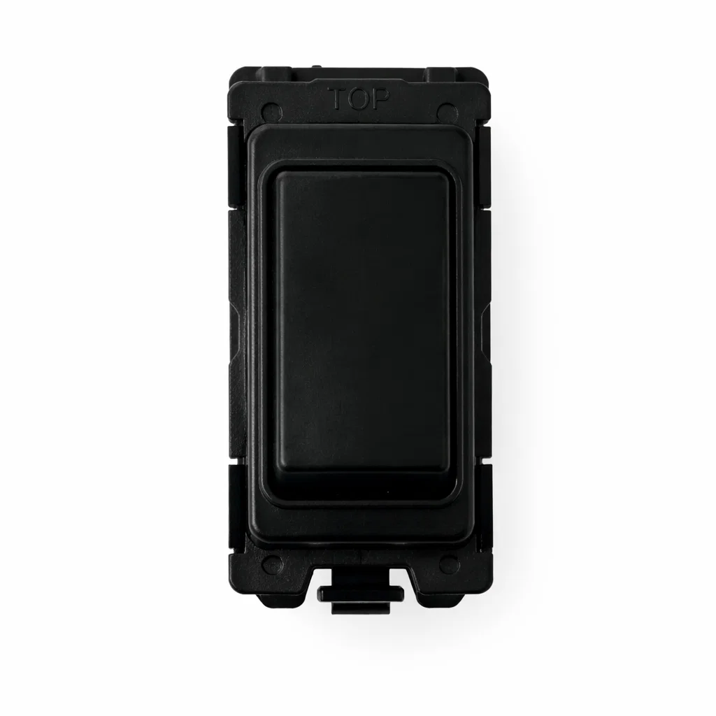 20A 2 Way Retractive - All Black Insert