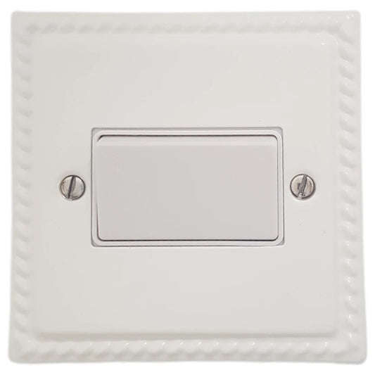 Georgian Flat White Fan Isolator