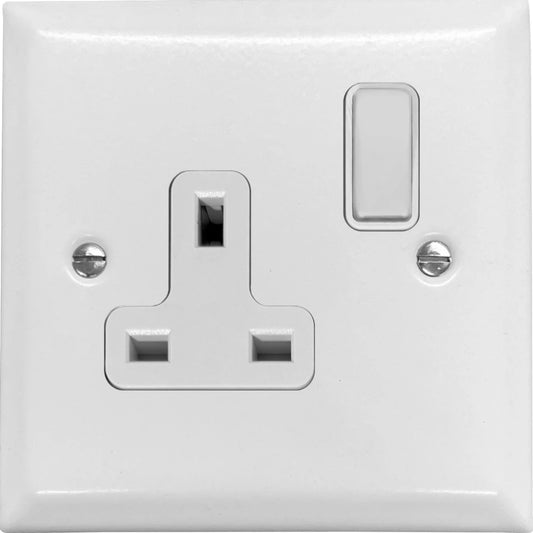Spectrum Flat White 1 Gang Switched Socket