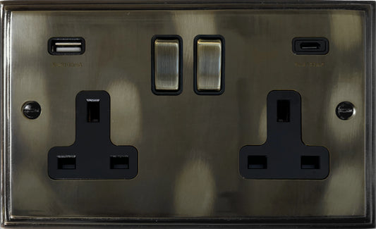 Victorian Aged 2 Gang Socket C/W USBC Ports