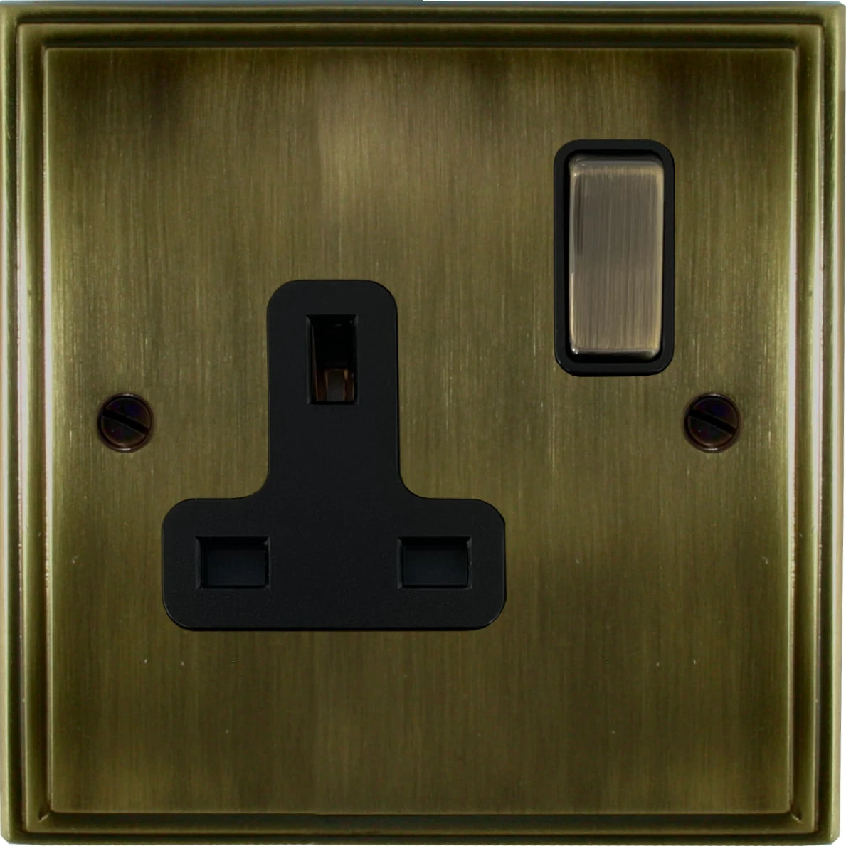 Victorian Antique Brass 1 Gang Socket (Brass Switch)